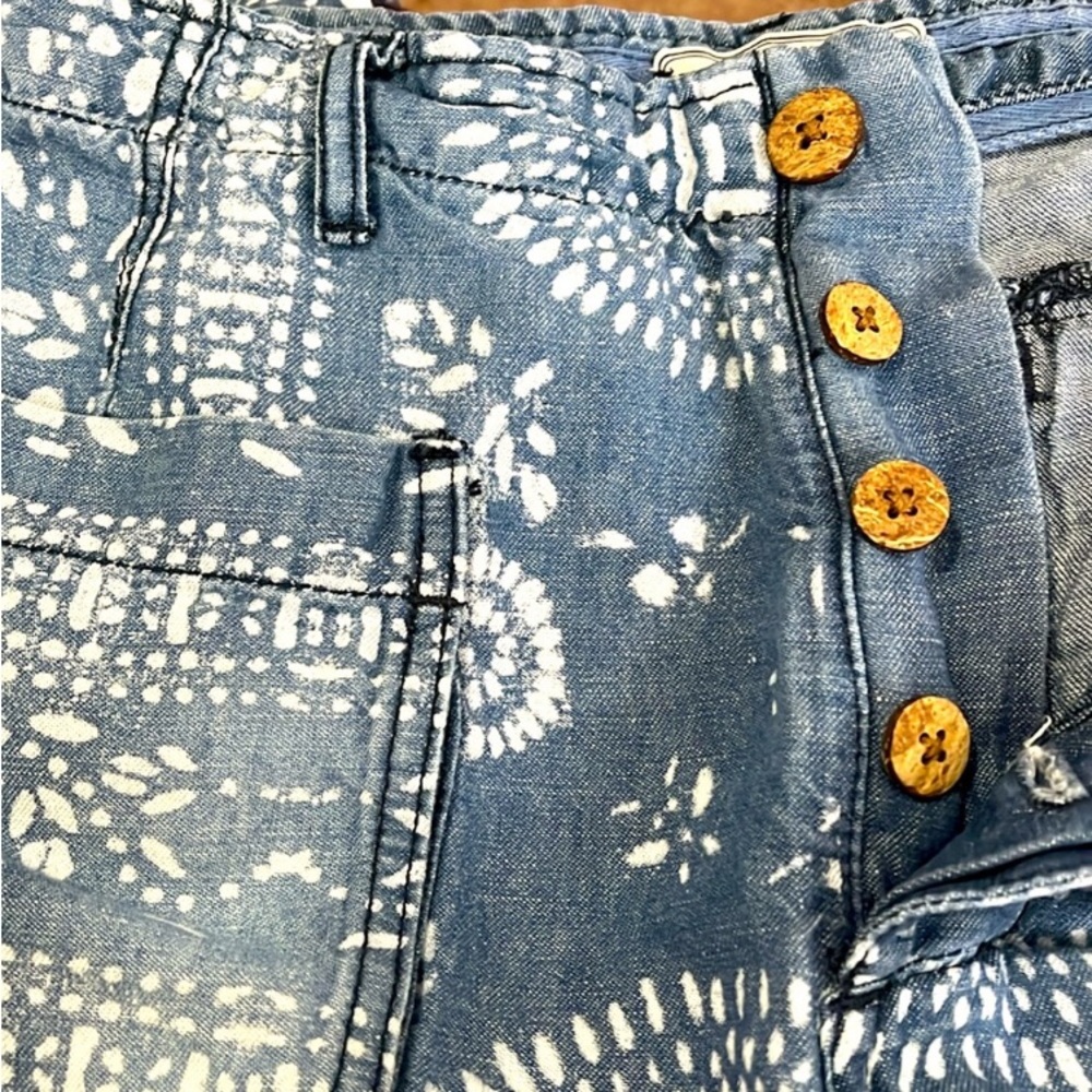 Free People Patterned Blue Jeans | size 27 | EUC - Picture 4 of 7